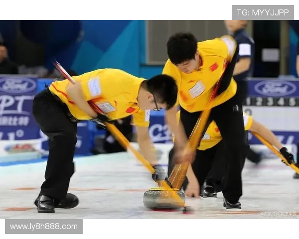 中国男子冰壶11-10逆转德国 徐晓明最后一击三飞震撼全场