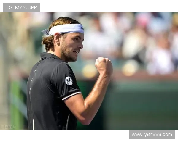 萨卡里轻松晋级WTA500查尔斯顿站首轮 2-0战胜斯塔库斯奇 萨卡里轻松晋级WTA500查尔斯顿站首轮 2-0战胜斯塔库斯奇