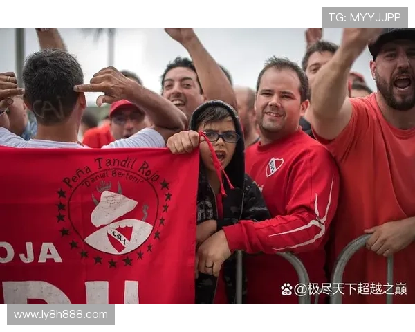 英超转会风云再起 经纪人神秘发声引爆球迷热议未来去向成焦点