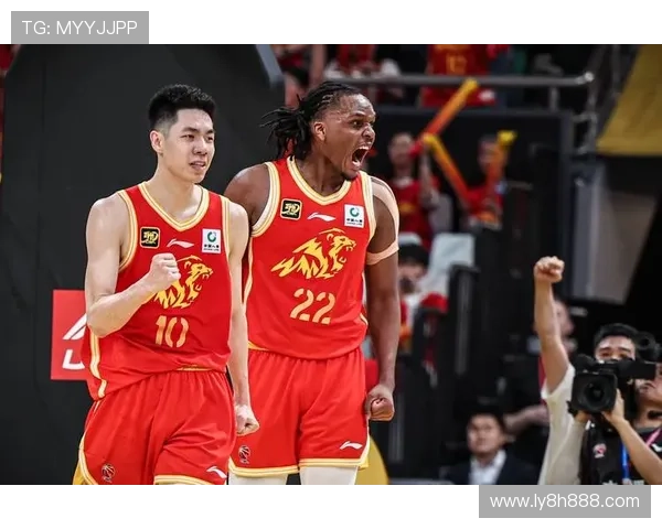 总决赛G2呈现预想中的激烈对决剧情走向引发广泛热议高潮不断战