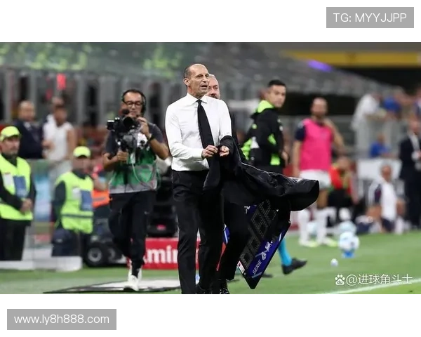 赛后采访聚焦训练营表现突出主帅盛赞球员展现非凡实力