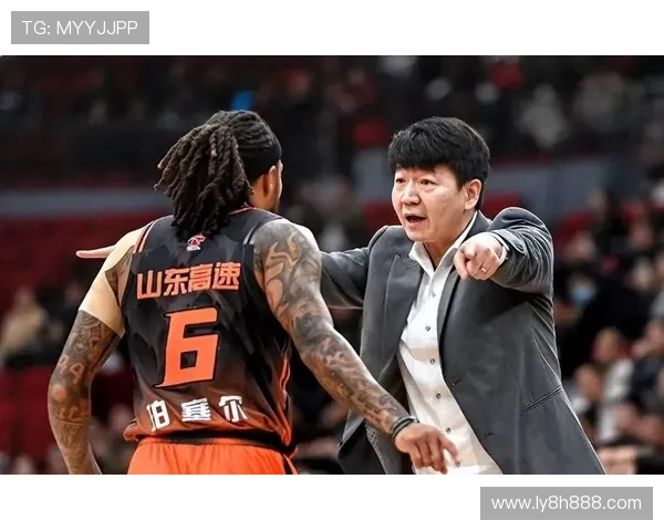 邱彪赛后批评外援表现不佳 强调球员自信心缺失呼吁反思调整 邱彪赛后批评外援表现不佳 强调球员自信心缺失呼吁反思调整